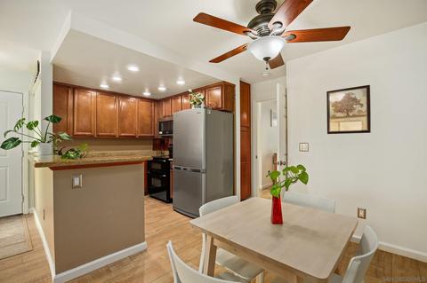 432 Edgehill Ln #9, Oceanside, CA 92054 photo 8