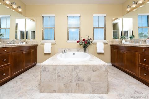 32569 Guadagno Dr, Temecula, CA 92592 photo 24