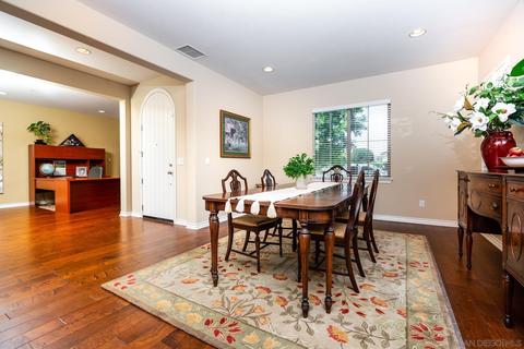 32569 Guadagno Dr, Temecula, CA 92592 photo 4