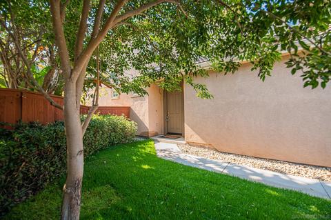 5611 Foxtail Loop, Carlsbad, CA 92010 photo 3
