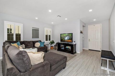 8609 Ebbets Way, Santee, CA 92071 photo 10
