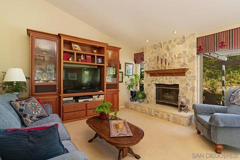 2697 Magellan Ln, Vista, CA 92081 photo 13