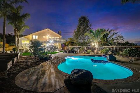 5040 Palmera Dr, Oceanside, CA 92056 photo 3
