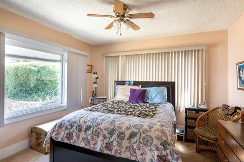 8092 Vista Dr, La Mesa, CA 91941 photo 20