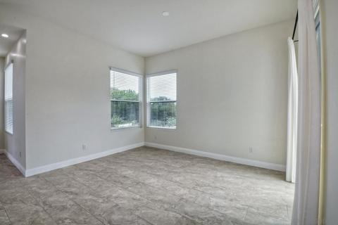 1076 Circle Dr, Escondido, CA 92025 photo 13