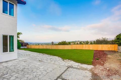 5215 Robinwood Dr, Oceanside, CA 92056 photo 23
