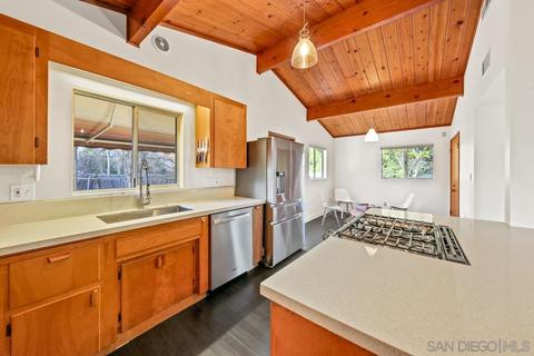 10740 Challenge Blvd, La Mesa, CA 91941 photo 7