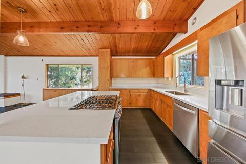 10740 Challenge Blvd, La Mesa, CA 91941 photo 8