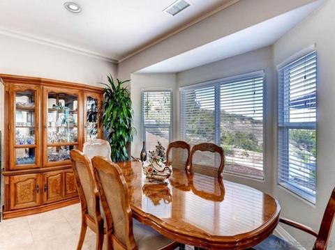 2294 Johns View Way, Spring Valley, CA 91977 photo 13