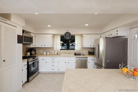 3814 Polaris Dr, La Mesa, CA 91941 photo 2