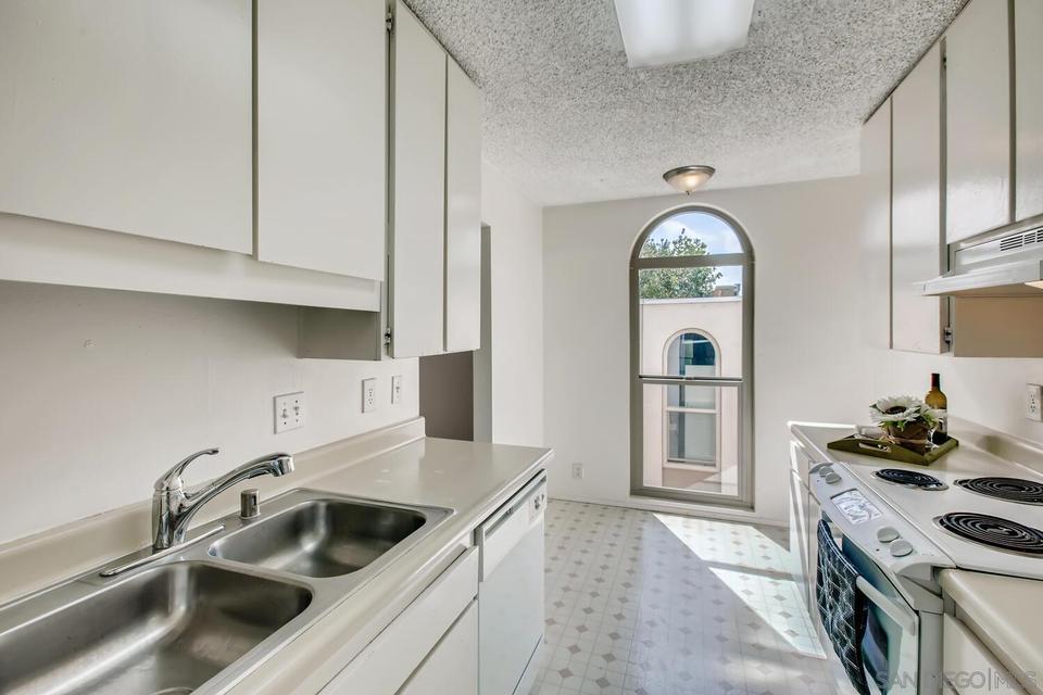  4851 B Collwood Blvd, San Diego, CA 92115 photo 5