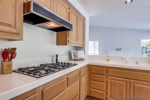 1546 Glasgow, Escondido, CA 92027 photo 19