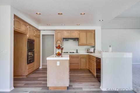 1546 Glasgow, Escondido, CA 92027 photo 17
