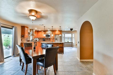 16734 Republican Way, Ramona, CA 92065 photo 3