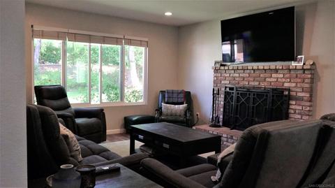1445 Alpine Grove Ln, Alpine, CA 91901 photo 2