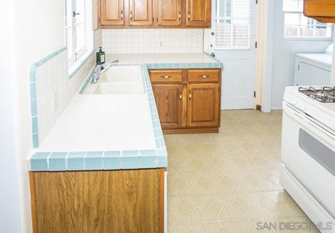 527 Forward, La Jolla, CA 92037 photo 14