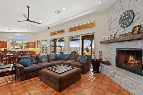 10143 Circle P Ln, Escondido, CA 92026 photo 9