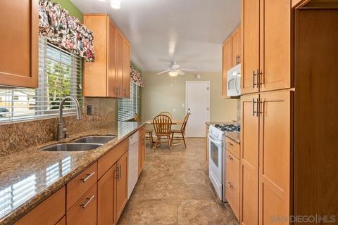 9343 Oakbourne Rd, Santee, CA 92071 photo 8