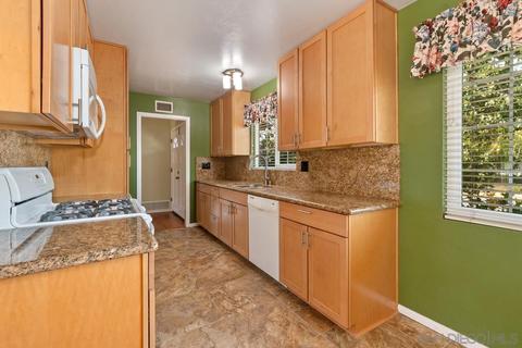 9343 Oakbourne Rd, Santee, CA 92071 photo 9