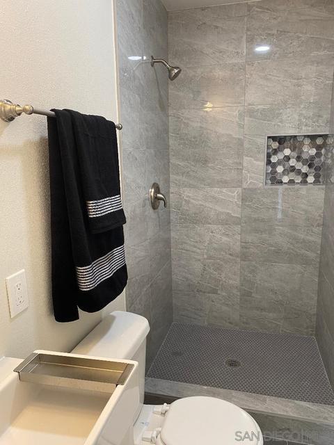 8060 Stadler St, La Mesa, CA 91942 photo 11