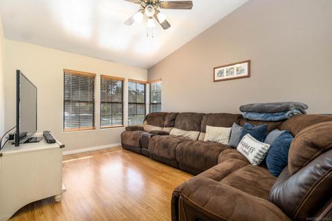 9243 Sinsonte Ln, Lakeside, CA 92040 photo 7