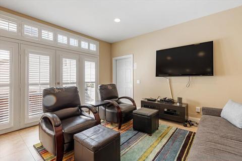 312 Bonair St, La Jolla, CA 92037 photo 8