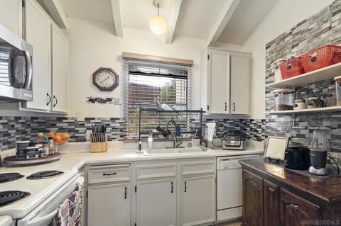 15730 Davis Cup Ln, Ramona, CA 92065 photo 4