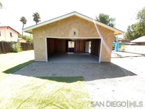 641 E St, Ramona, CA 92065 photo 15