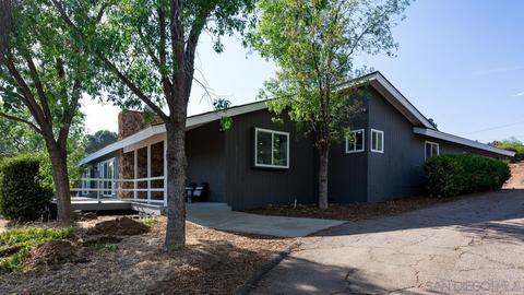 2021 Via Dieguenos, Alpine, CA 91901 photo 2