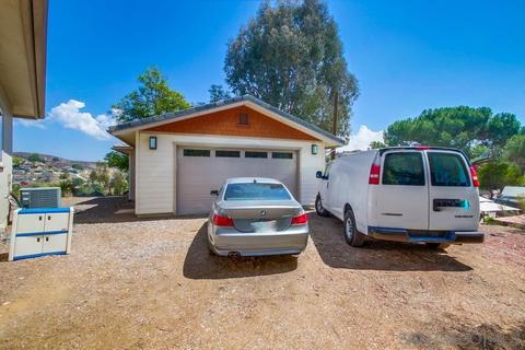 12260 Linroe Dr, Lakeside, CA 92040 photo 22