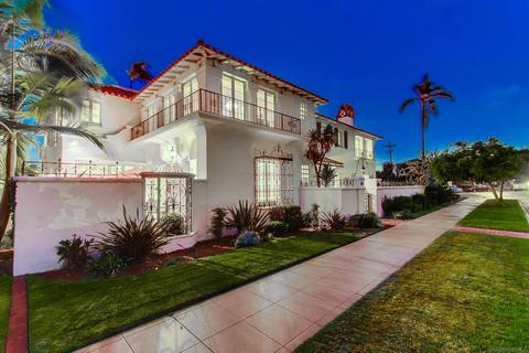 1010 Olive Ave, Coronado, CA 92118 photo 1