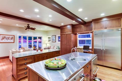1010 Olive Ave, Coronado, CA 92118 photo 9