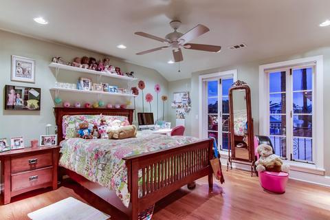 1010 Olive Ave, Coronado, CA 92118 photo 25