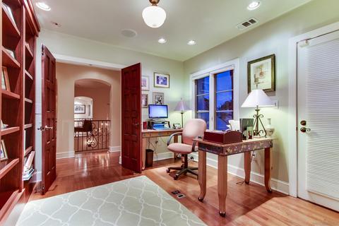 1010 Olive Ave, Coronado, CA 92118 photo 21