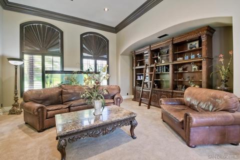 636 Rolling Hills Rd, Vista, CA 92081 photo 10