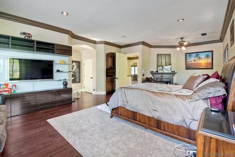636 Rolling Hills Rd, Vista, CA 92081 photo 35