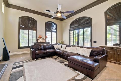 636 Rolling Hills Rd, Vista, CA 92081 photo 19