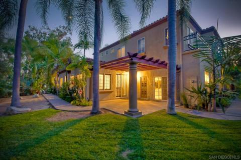 636 Rolling Hills Rd, Vista, CA 92081 photo 3