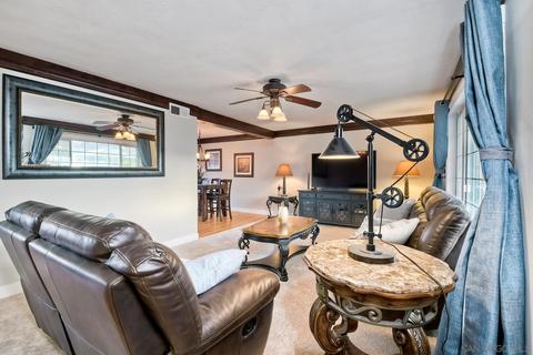 14333 Aedan Ct, Poway, CA 92064 photo 3