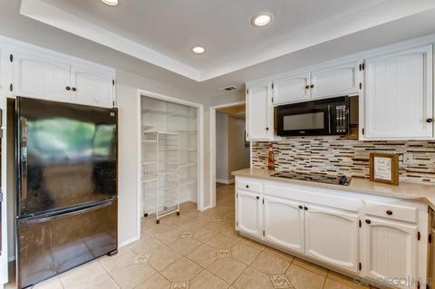 1062 Via Unidos, Fallbrook, CA 92028 photo 13
