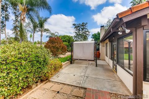 1062 Via Unidos, Fallbrook, CA 92028 photo 28
