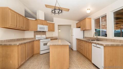 39807 Jones Rd, Fallbrook, CA 92028 photo 7