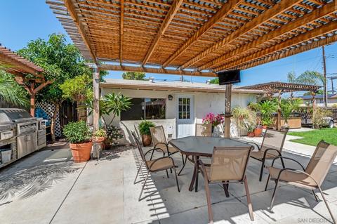 13055 Carriage Rd, Poway, CA 92064 photo 18