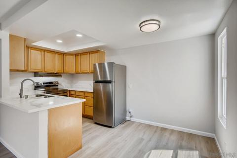 8803 Gilman Dr #E, La Jolla, CA 92037 photo 3