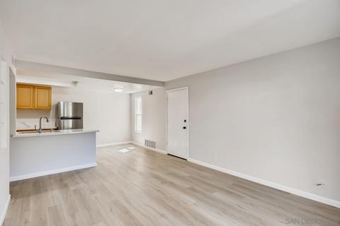 8803 Gilman Dr #E, La Jolla, CA 92037 photo 12