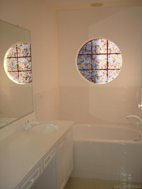 8597 Via Mallorca #C, La Jolla, CA 92037 photo 17