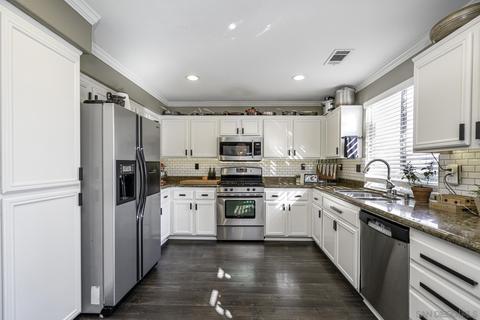 13383 Goldentop Dr, Lakeside, CA 92040 photo 6