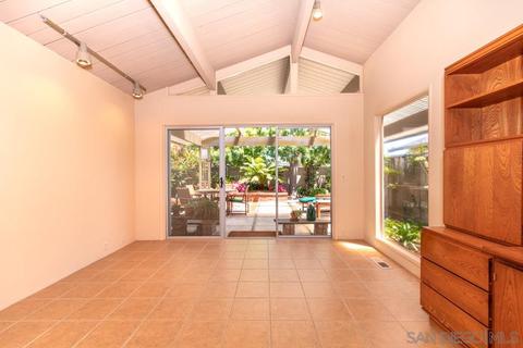 5570 Warbler Way, La Jolla, CA 92037 photo 24