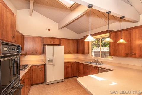 5570 Warbler Way, La Jolla, CA 92037 photo 21