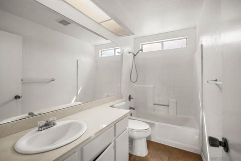 4281 Esperanza Way, Oceanside, CA 92056 photo 21